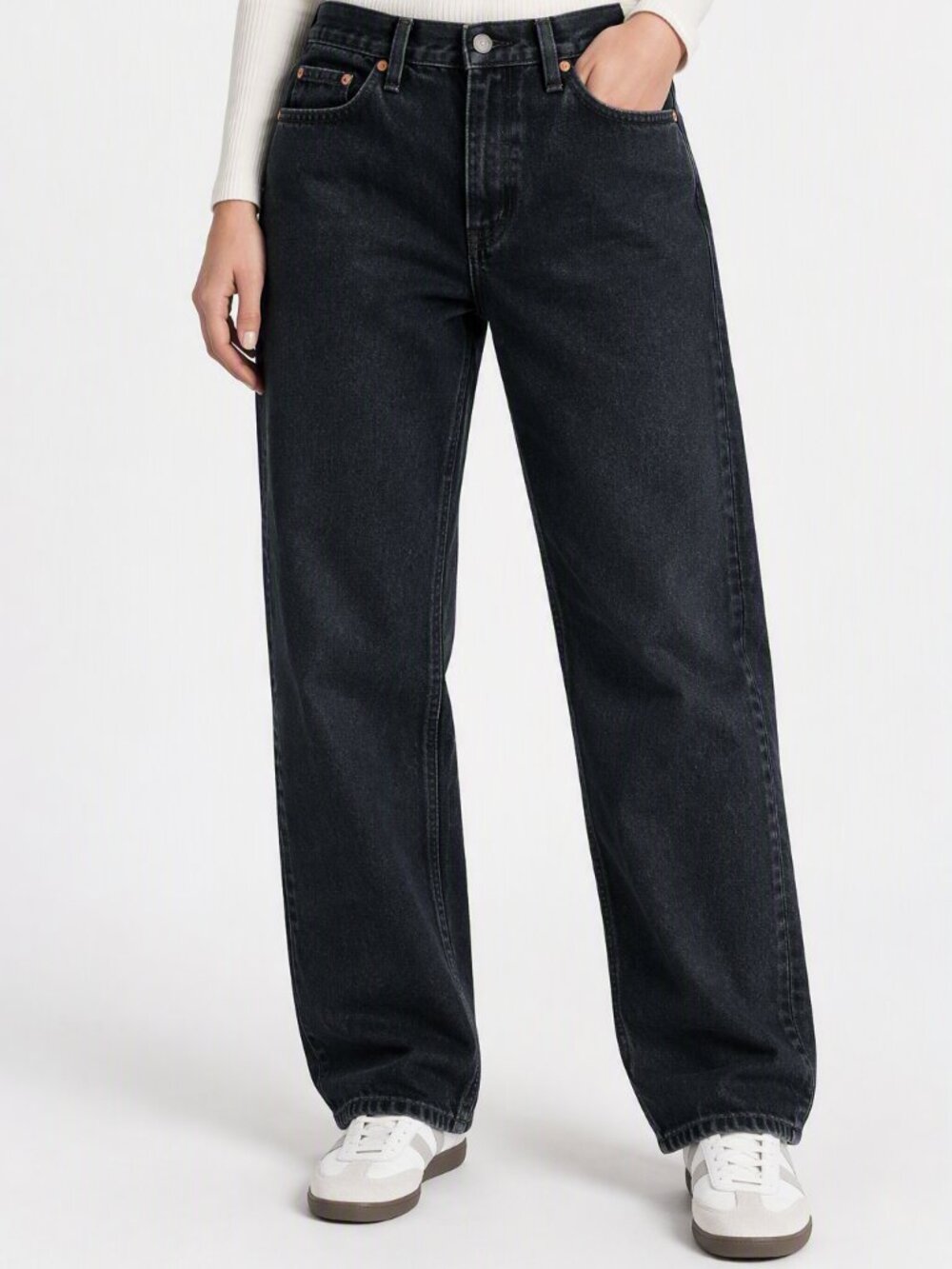 Levi's Low Rise Dad Jeans Black Wash Size 30 NWT